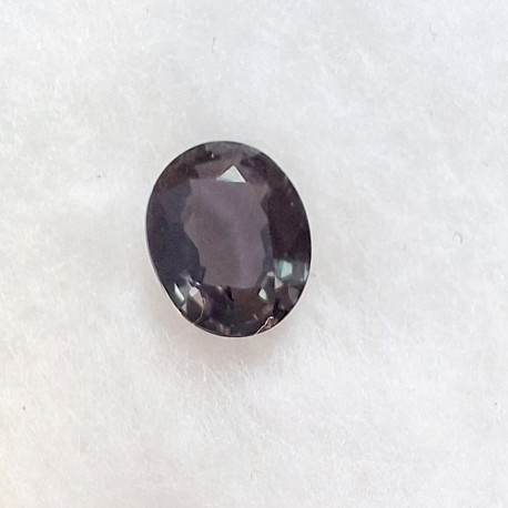 Safír fialový 0,77 ct Madagaskar