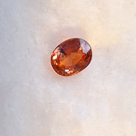 safir růžovooranžový 0,56 ct Madagaskar