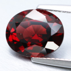 Granát Almandin 6,0 ct Afrika
