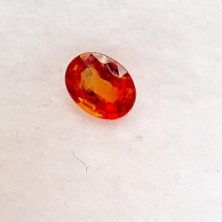 safir oranžový 0,55 ct Madagaskar