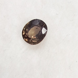 safir zelenočervený 0,74 ct Songea Tanzánie