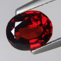 Spinel červený 1,65 TOP NOBLE RED ct Barma (Myanmar)