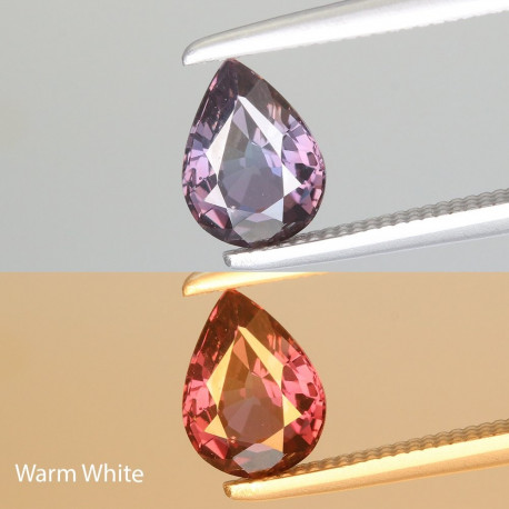 safir barvoměna 0,77 ct Songea Tanzánie