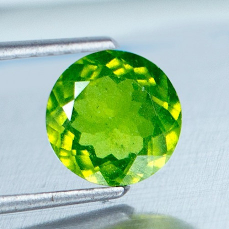 Vesuvian (idokras) 2,20 ct Itálie