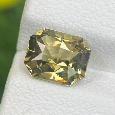 Kornerupin 1,68 ct Srí Lanka RARITA!